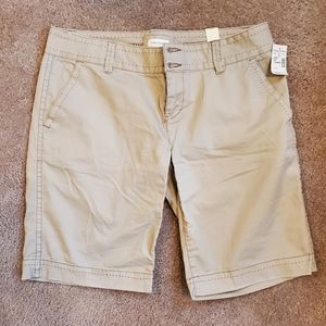 NWT Maurices Tan Bermuda Shorts - Women's13/14